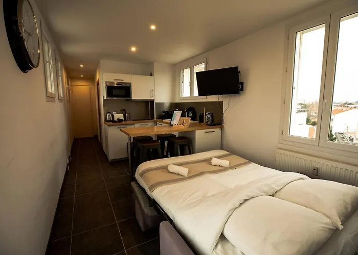 Le Panorama Valentinois Appartement *